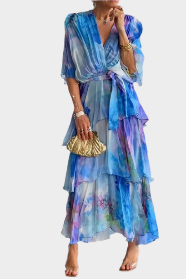 Vestido com decote profundo em V