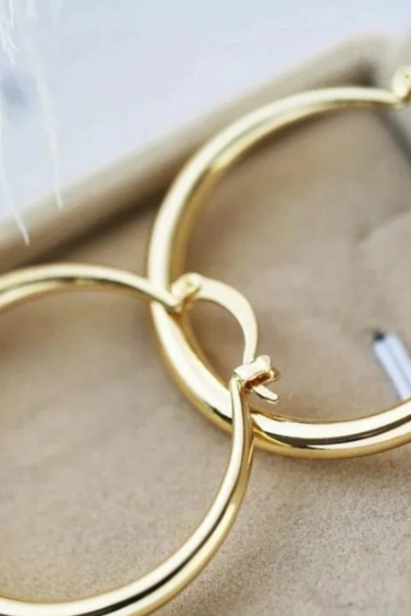 BRINCOS DE ARGOLA GRANDES DOURADOS