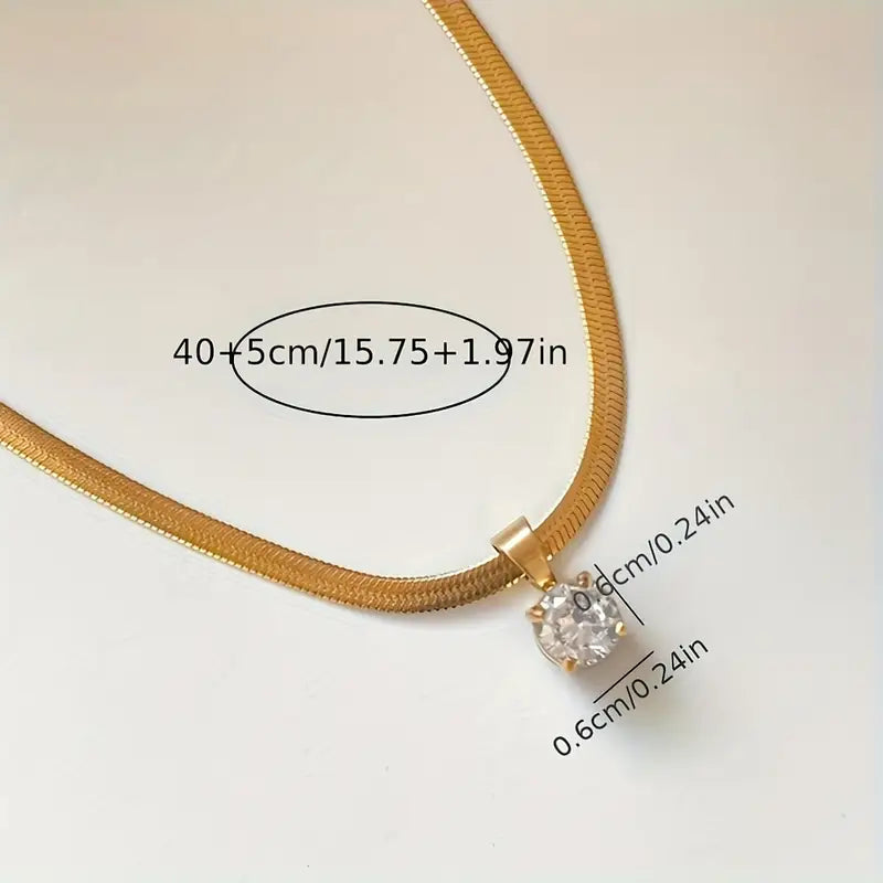 Colar Elegante com Pingente de Strass | Dourado