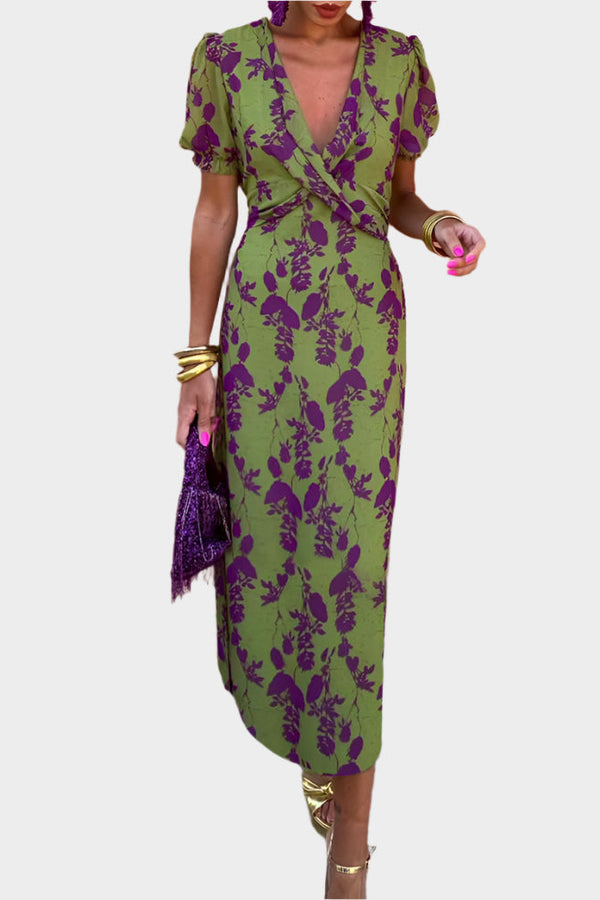 Vestido Feminino com Flor