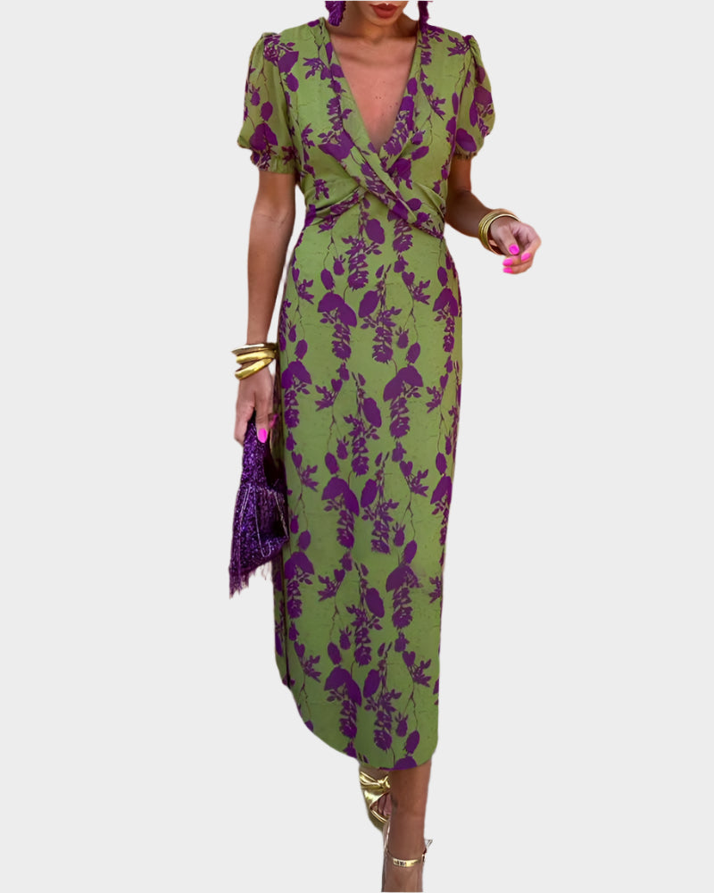 Vestido Feminino com Flor