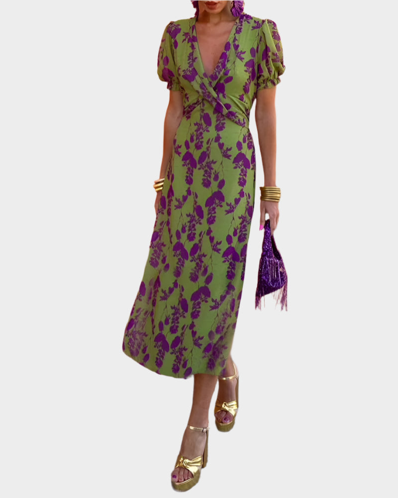 Vestido Feminino com Flor