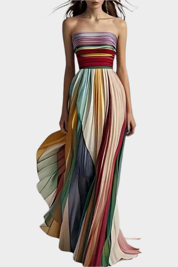 Vestido Maxi Tomara que Caia com Movimento Plissado e Design Impressionante