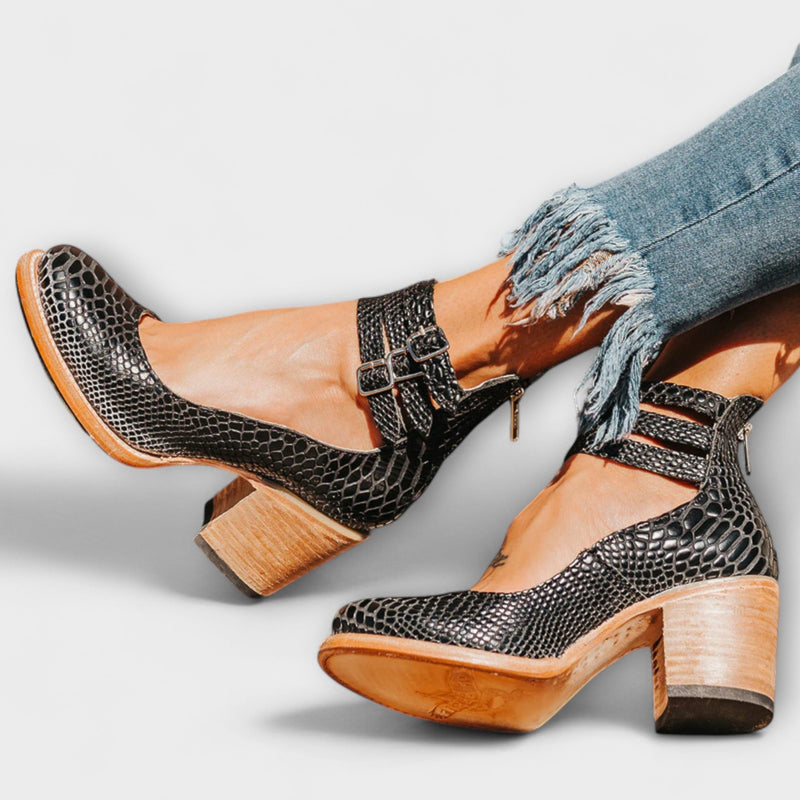 Marisa - Sapatos Femininos com Três Tiras