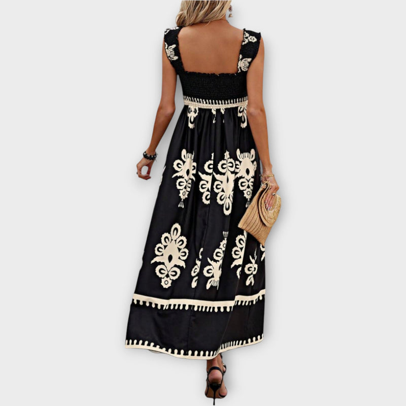 Vestido de Praia Estiloso com Decote Quadrado
