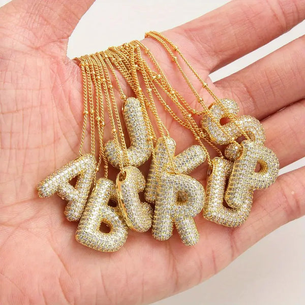 Conjunto de colar com inicial em letra bolha | Ouro