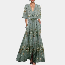 Vestido Floral com Decote em V
