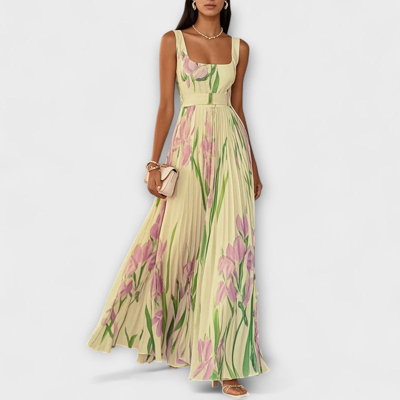 Penelope™ | Vestido longo de chiffon com flores plissadas