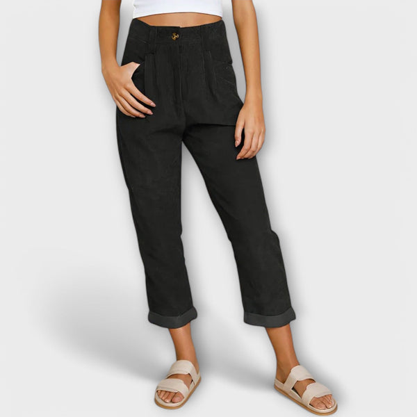 Jeans modernos com cadarços contemporâneos