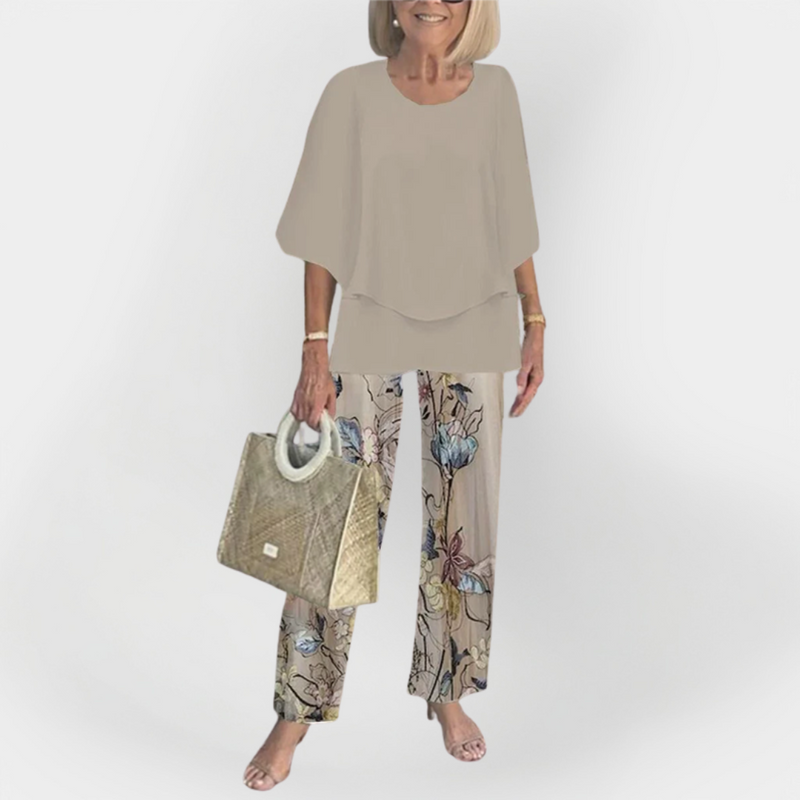 Conjunto Estiloso com Blusa e Calça Confortáveis