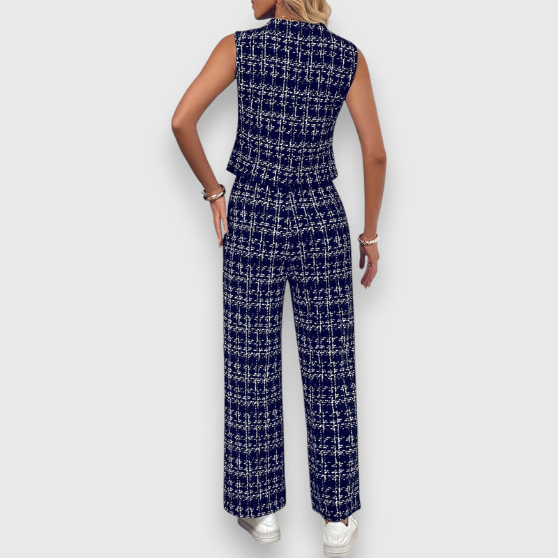 Conjunto de duas peças com decote em V e calças combinando