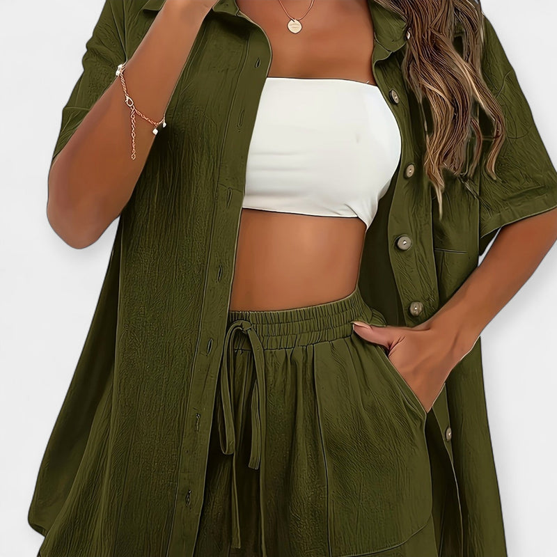 Conjunto de Camisa e Shorts