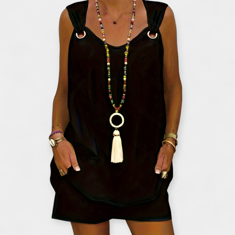 Conjunto de Blusa Sem Mangas e Shorts