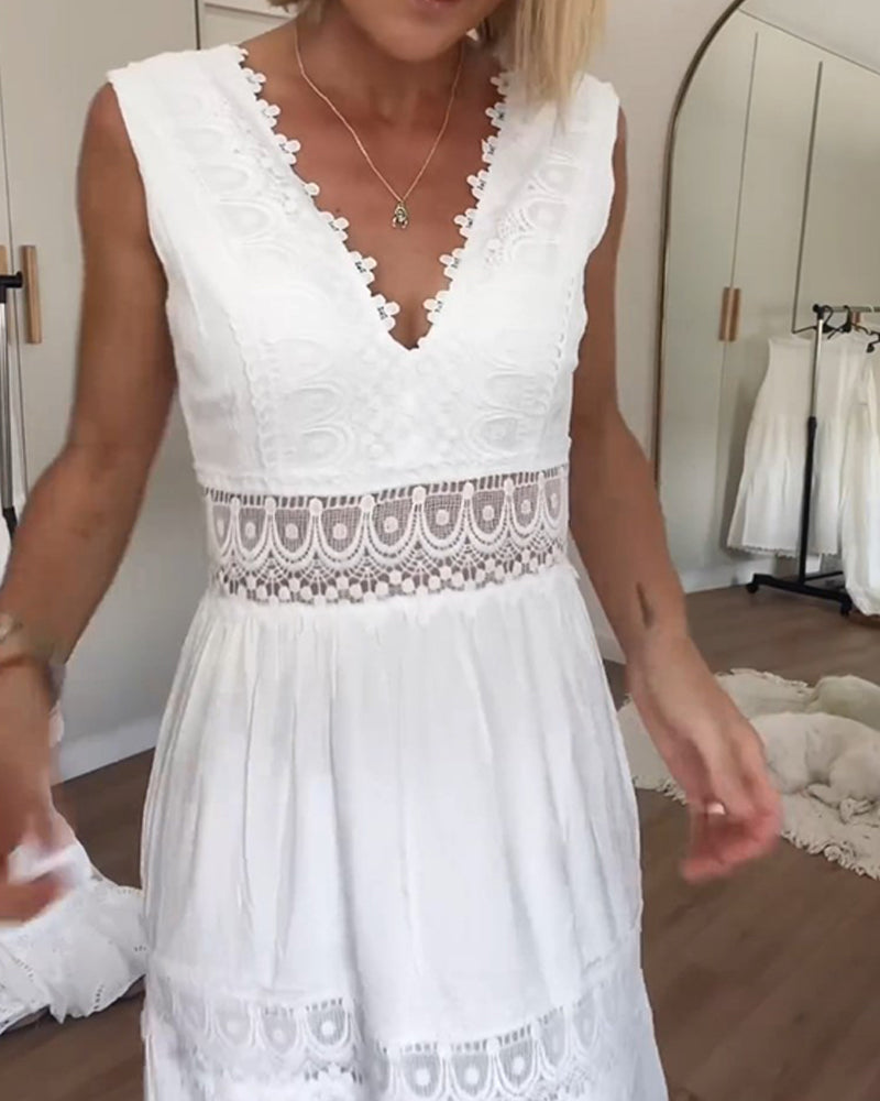 Eleni | Vestido Elegante com Renda e Decote em V