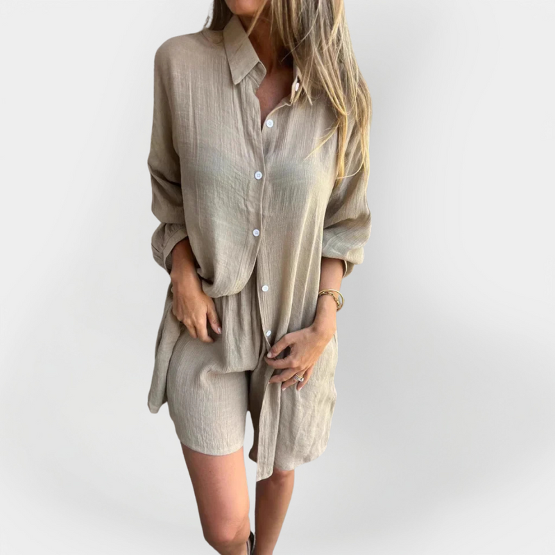 Conjunto Diário de Blusa e Shorts