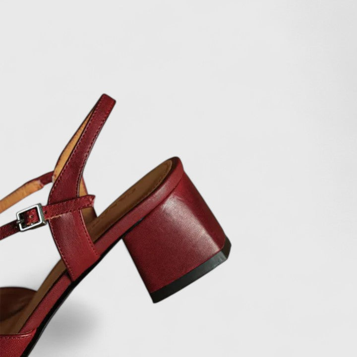 Mikaela | Sandálias Elegantes