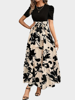 Vestido Floral com Cintura Alta e Estampas Listradas