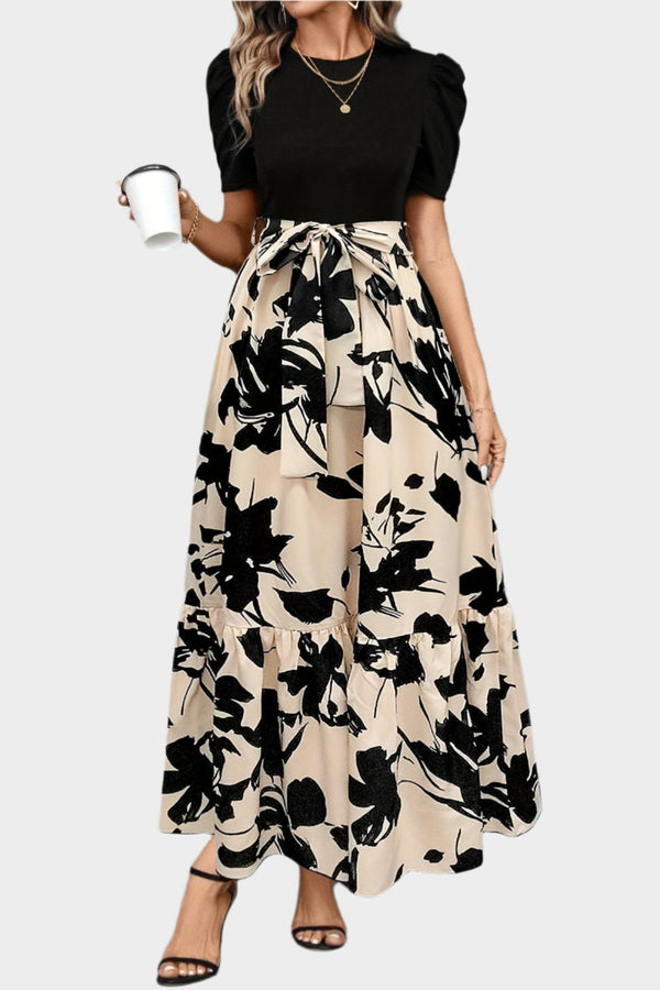 Vestido Floral com Cintura Alta e Estampas Listradas
