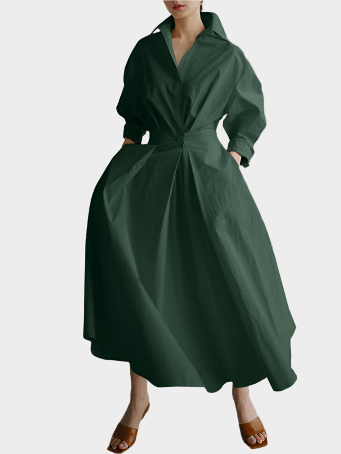 Vestido elegante evasê com gola polo