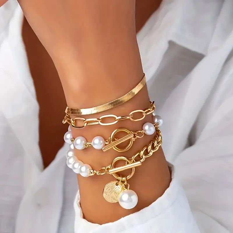 Conjunto de Pulseiras Chic Dourado com 4 Peças – Cobra, Pérolas e Elos | Dourado