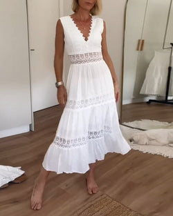 Eleni | Vestido Elegante com Renda e Decote em V