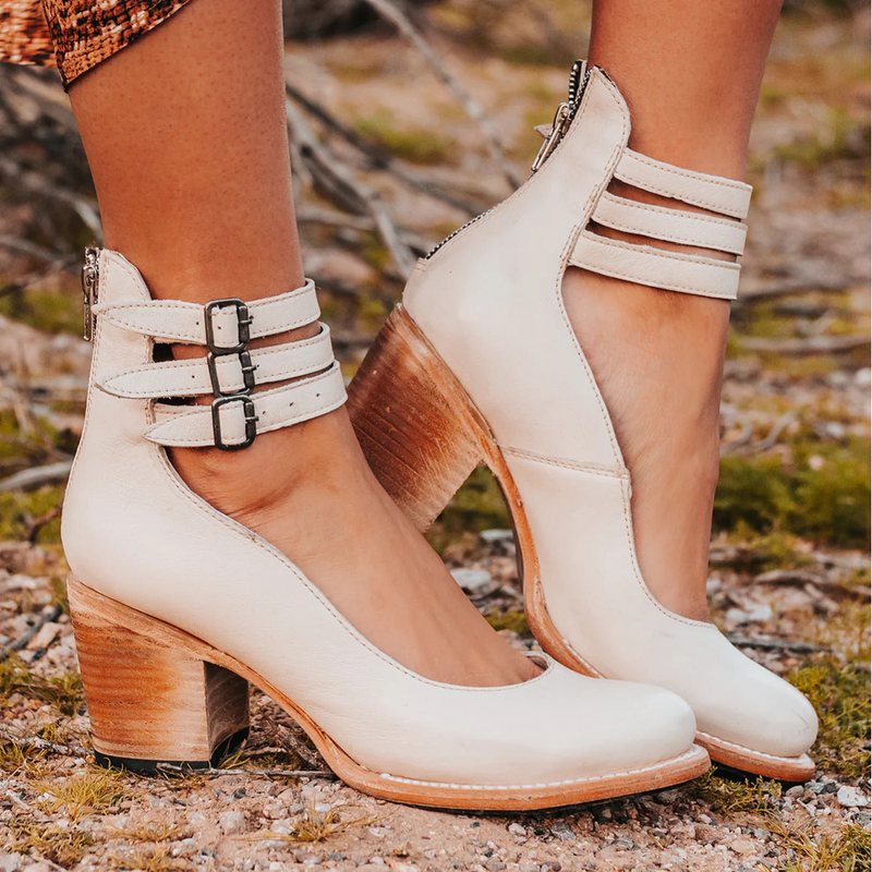 Kizzy | Saltos Elegantes Sunstep