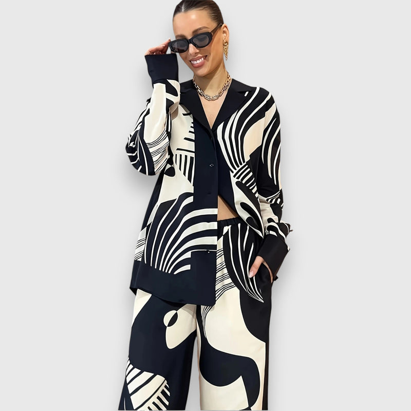 Conjunto de Duas Peças com Design Geométrico Elegante