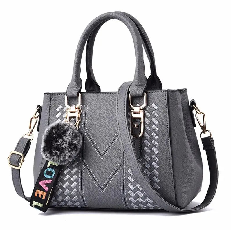 Amelia™ - Bolsa Carteiro para Bordado