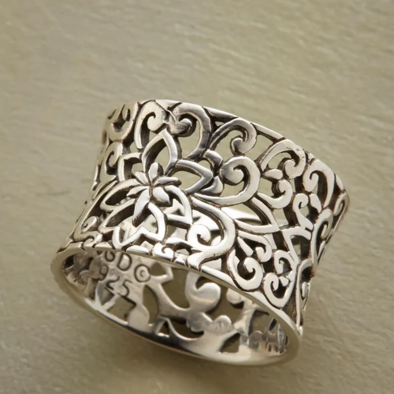 Anel Oco Prateado Bonnie