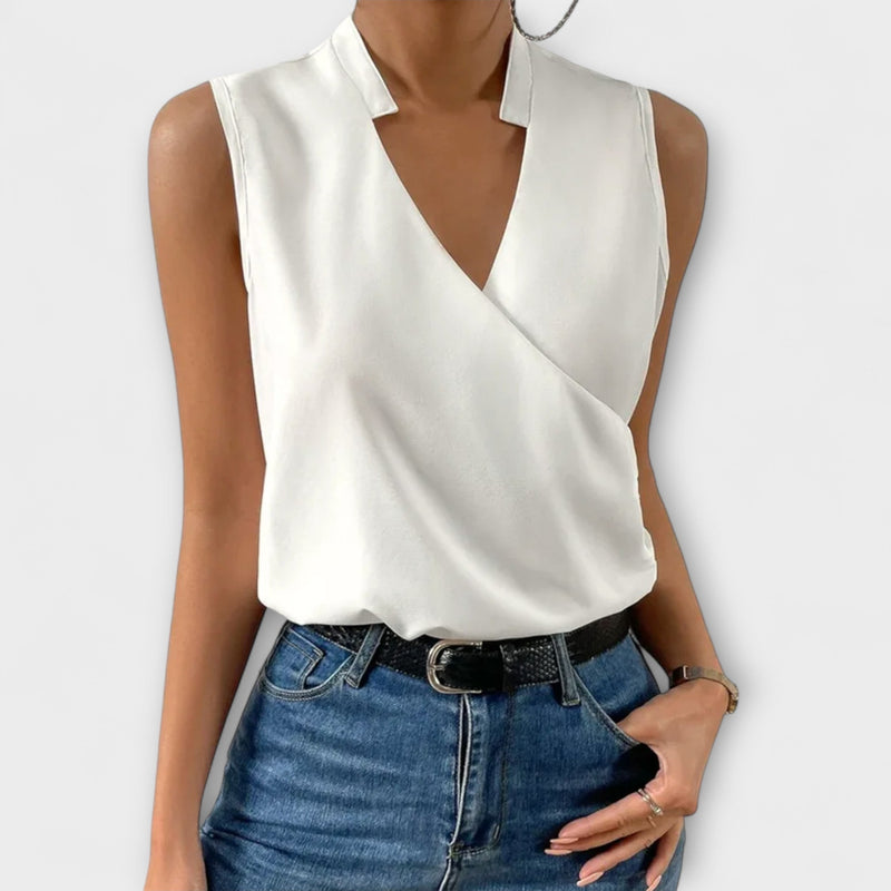 Loretta | Blusa sofisticada com decote em V