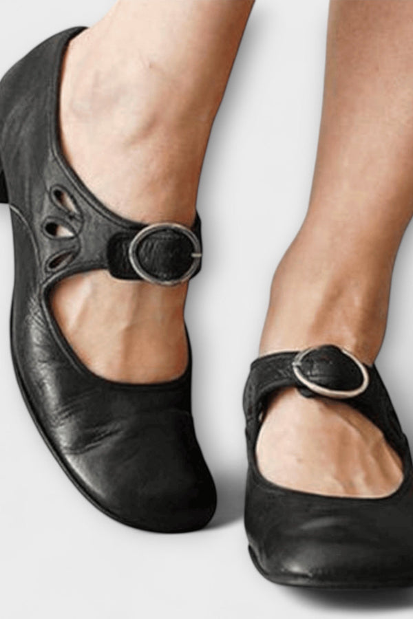 Sandálias Elegantes de Couro