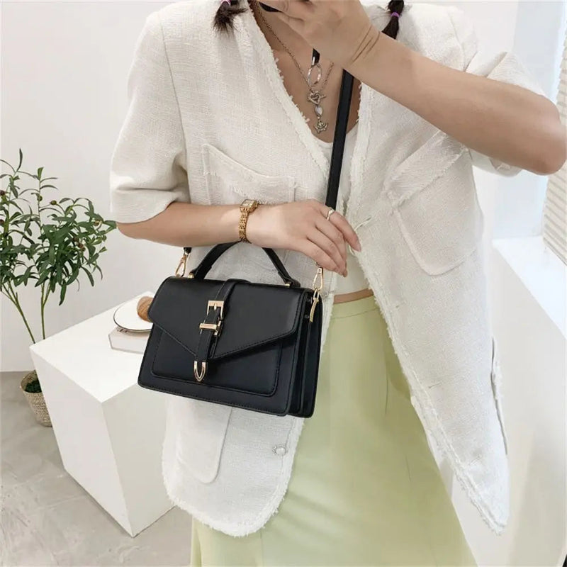 Zoe™ - Bolsa Clássica de Ombro com Detalhes Feitos à Mão