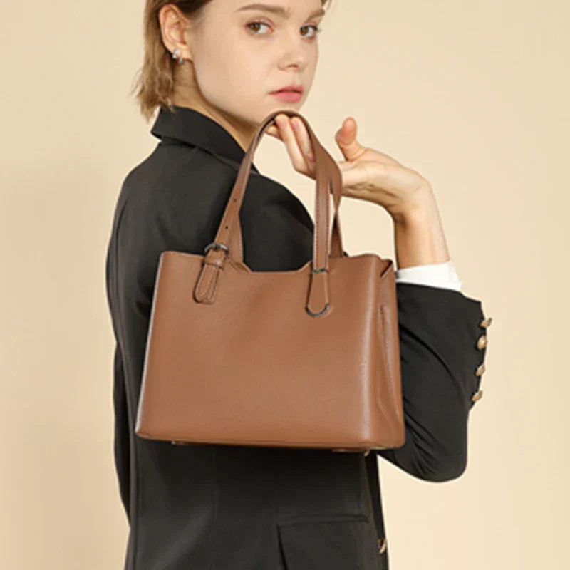 Aria™ - Bolsa de Ombro de Couro Bovino Genuíno com 3 Camadas