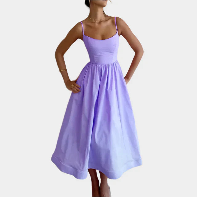 Vestido com faixa larga e macia de cetim