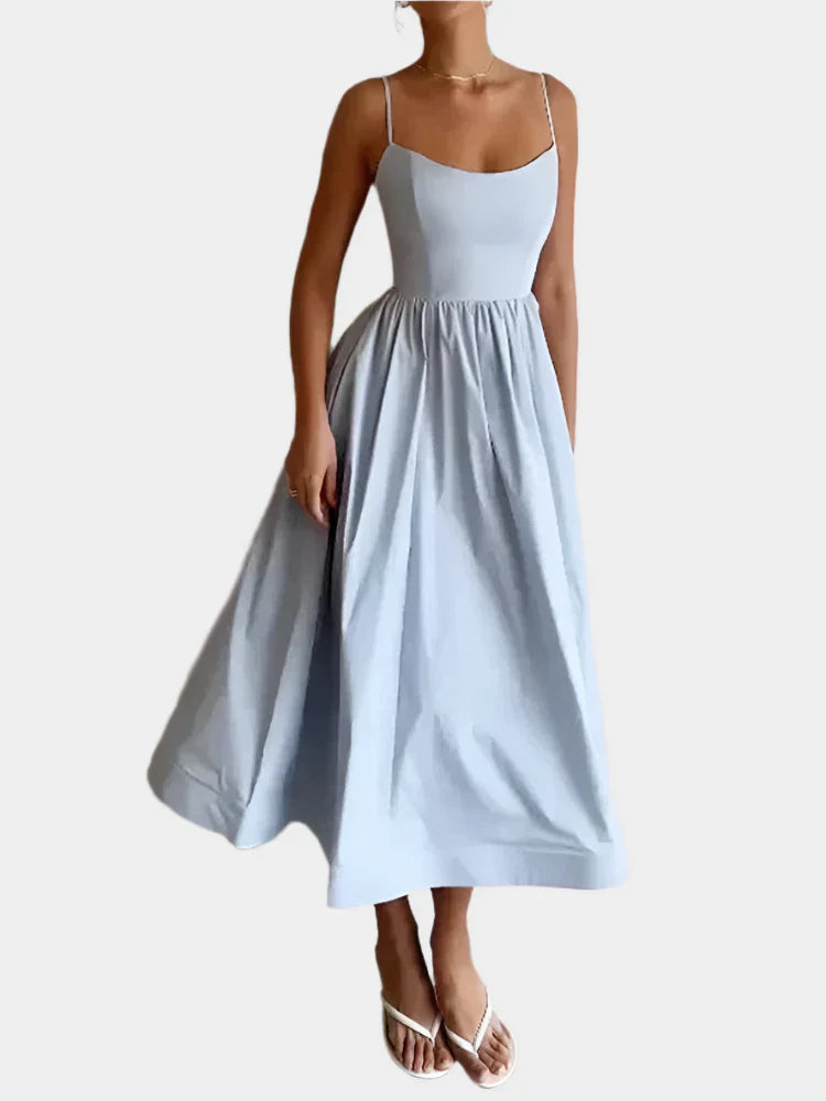 Vestido com faixa larga e macia de cetim