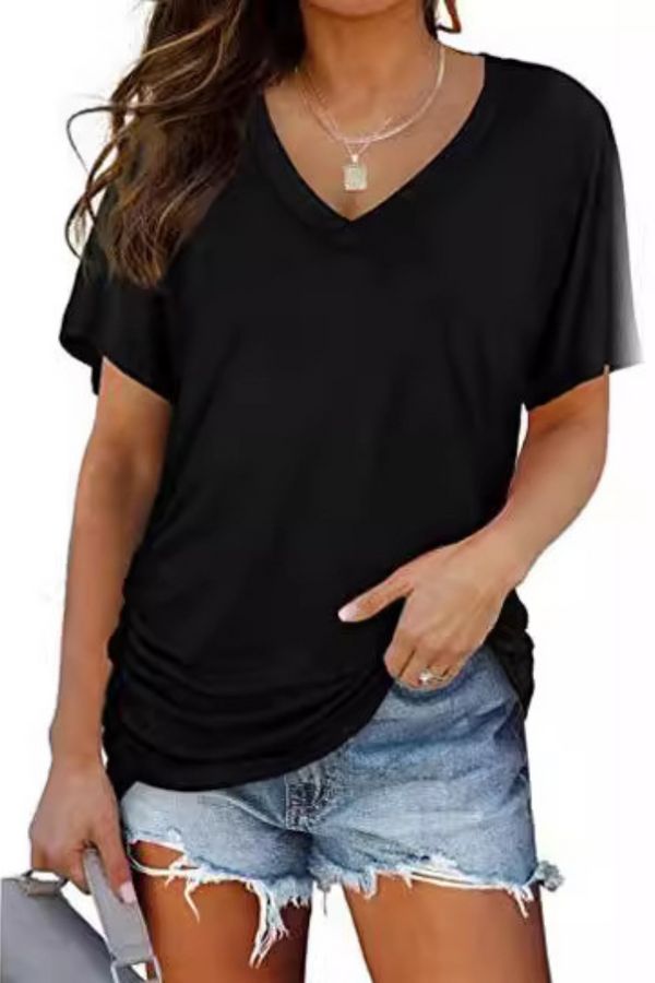 Carly | Camisa Clássica de Gola V e Caimento Solto