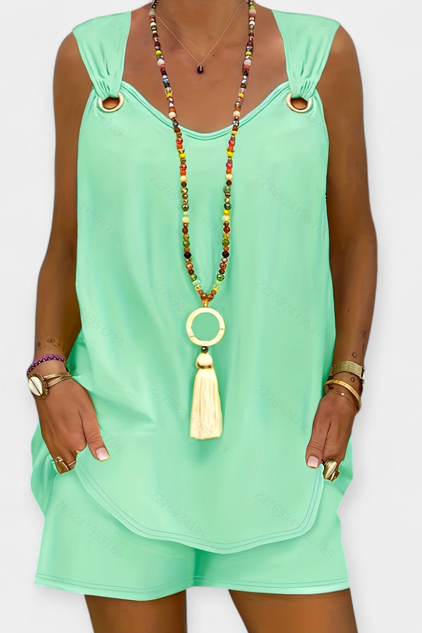 Conjunto de Blusa Sem Mangas e Shorts