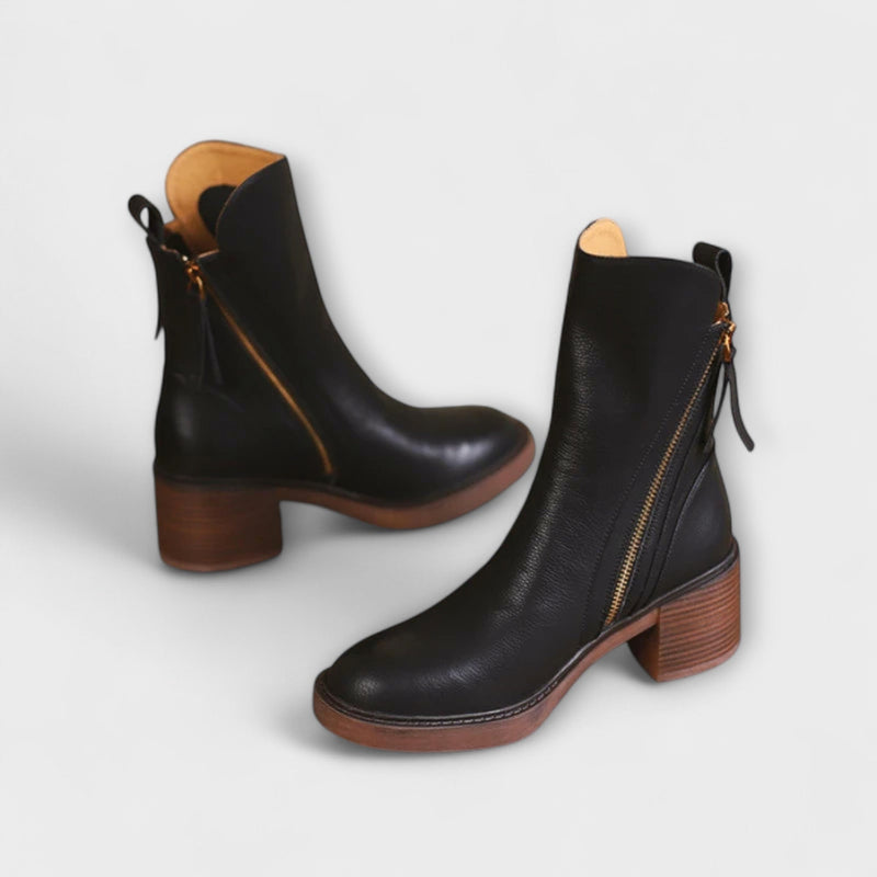 Milana - Botas de Couro com Salto Médio