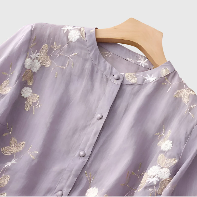Nellie™ | Blusa Elegante com Flores Bordadas