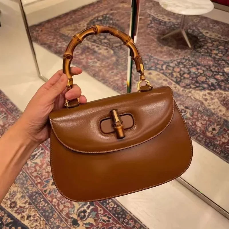 Aria™ - Bolsa de Mão Estilosa de Bambu