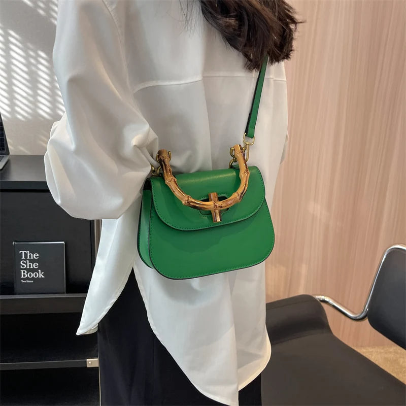 Aria™ - Bolsa de Mão Estilosa de Bambu