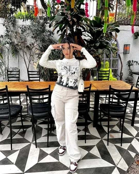 JADWIGA – CALÇA CARGO FEMININA AJUSTÁVEL