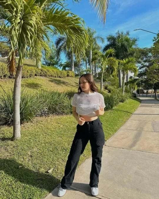 JADWIGA – CALÇA CARGO FEMININA AJUSTÁVEL