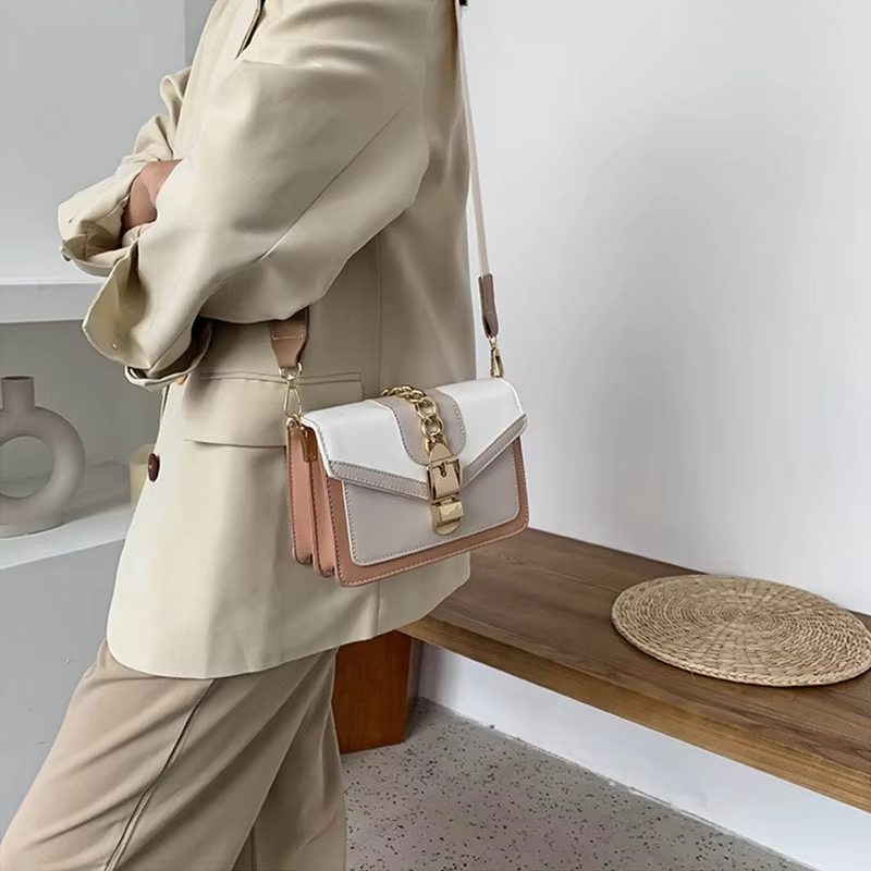 Scarlett™ - Bolsa de Ombro de Luxo Designer