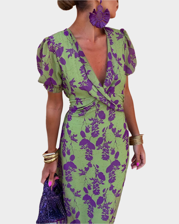 Vestido Feminino com Flor
