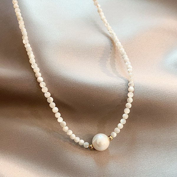 Colar Elegante de Pérolas
