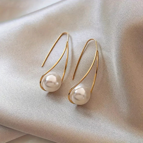 Brincos Elegantes de Pérola Pendentes | Ouro