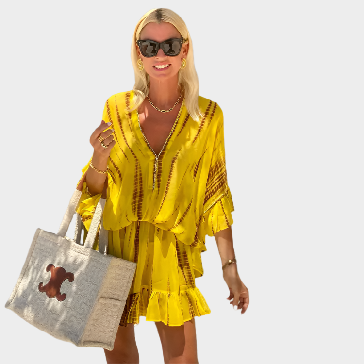 Vestido Curto com Cintura Alta e Decote V