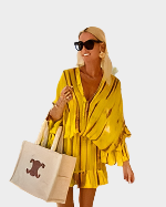 Vestido Curto com Cintura Alta e Decote V