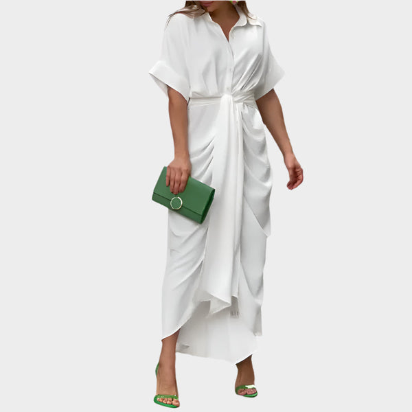 Vestido com Gola Bufante e Linha Elegante